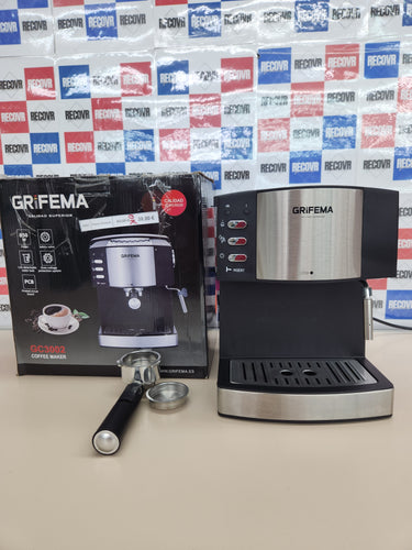 Cafetera, 20 Bares 1,6L, 850W,Automática Espresso y Cappuccino, Brazo Portafiltros con Doble Salida y Dos Filtros, Depósito Extraíble B PAGRIFEMA GC3002 Free